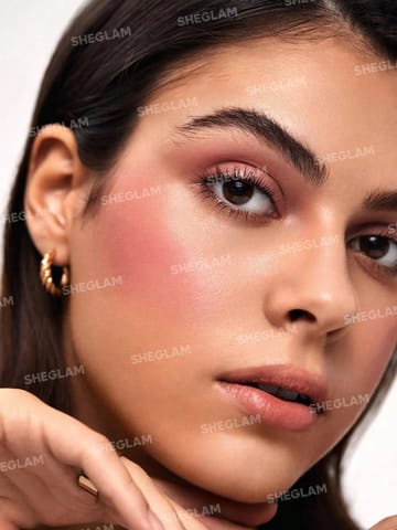 Loca Blush Stan Peachy Pink 04